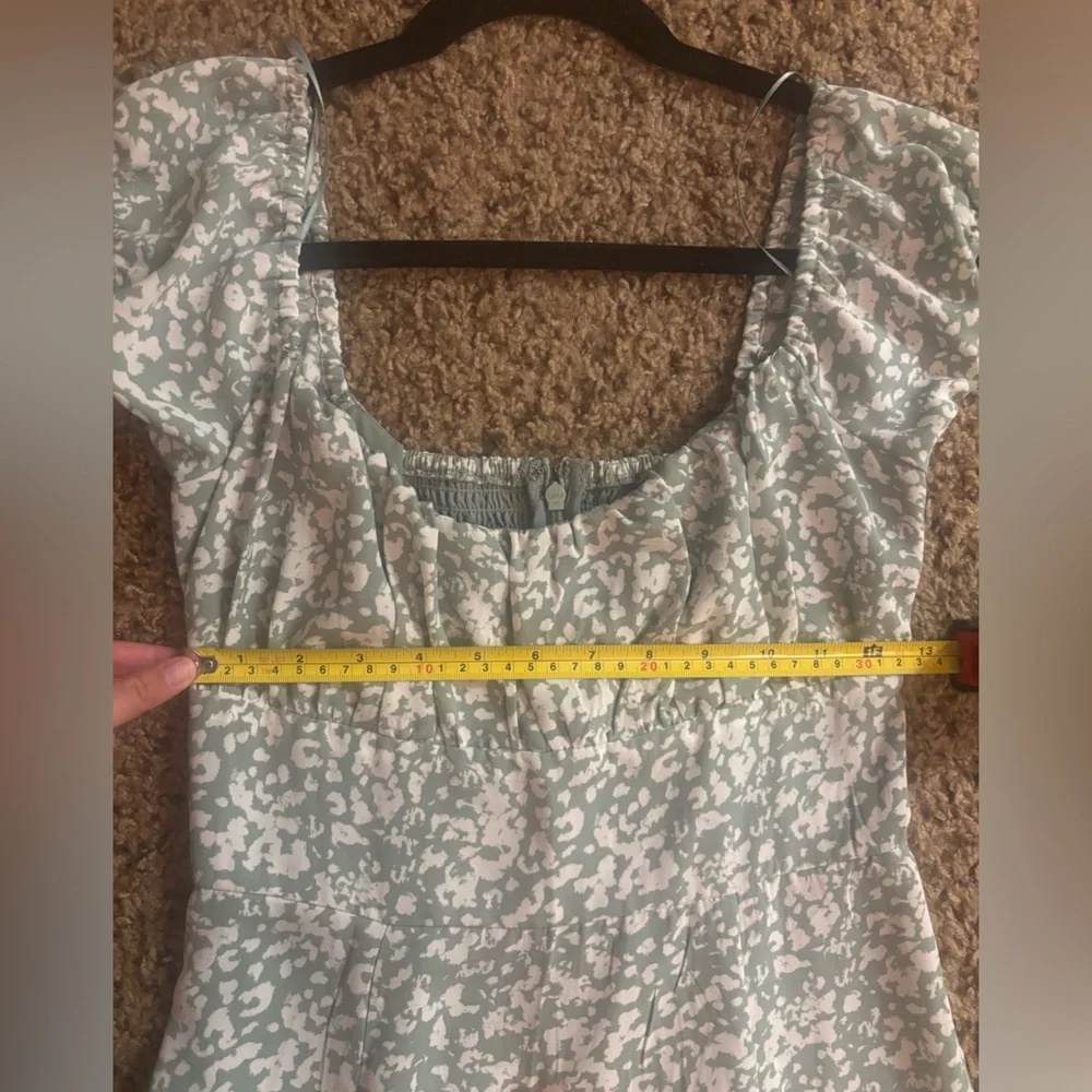 Abercrombie & Fitch Sage and White Patterned Dress NWT - Picture 5 of 5